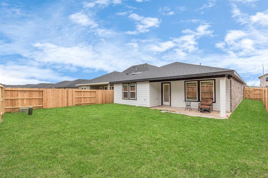 Image 37 of a home in Post Oak Pointe.