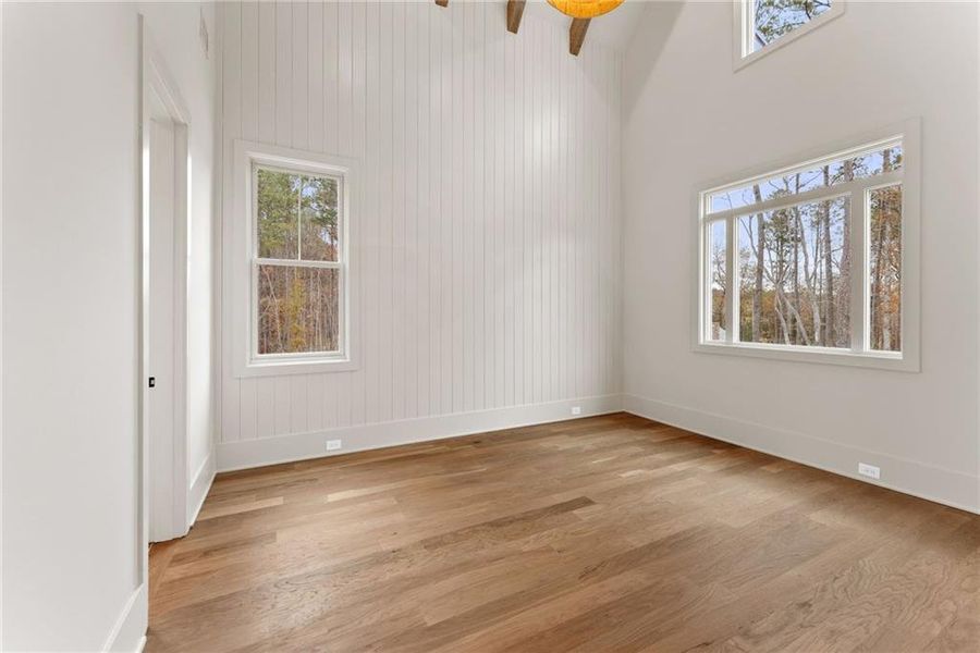 Spacious, unfurnished interior of a new home in , Chattahoochee Hills (Image 16).