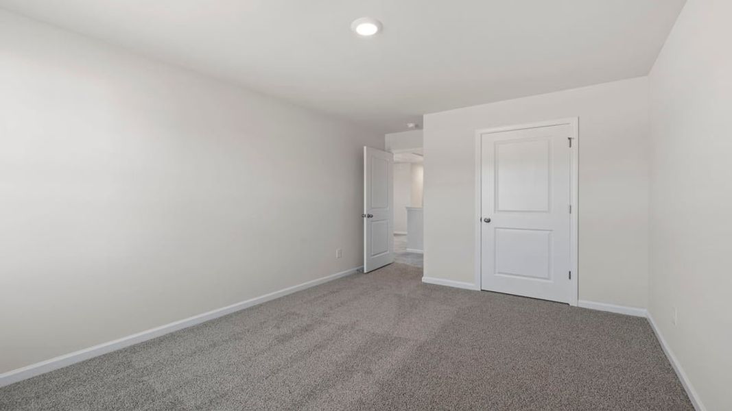 Spacious, unfurnished interior of a new home in Durbin Meadows, Fountain Inn (Image 23). Spacious, unfurnished interior of a new home in Durbin Meadows, Fountain Inn (Image 23).