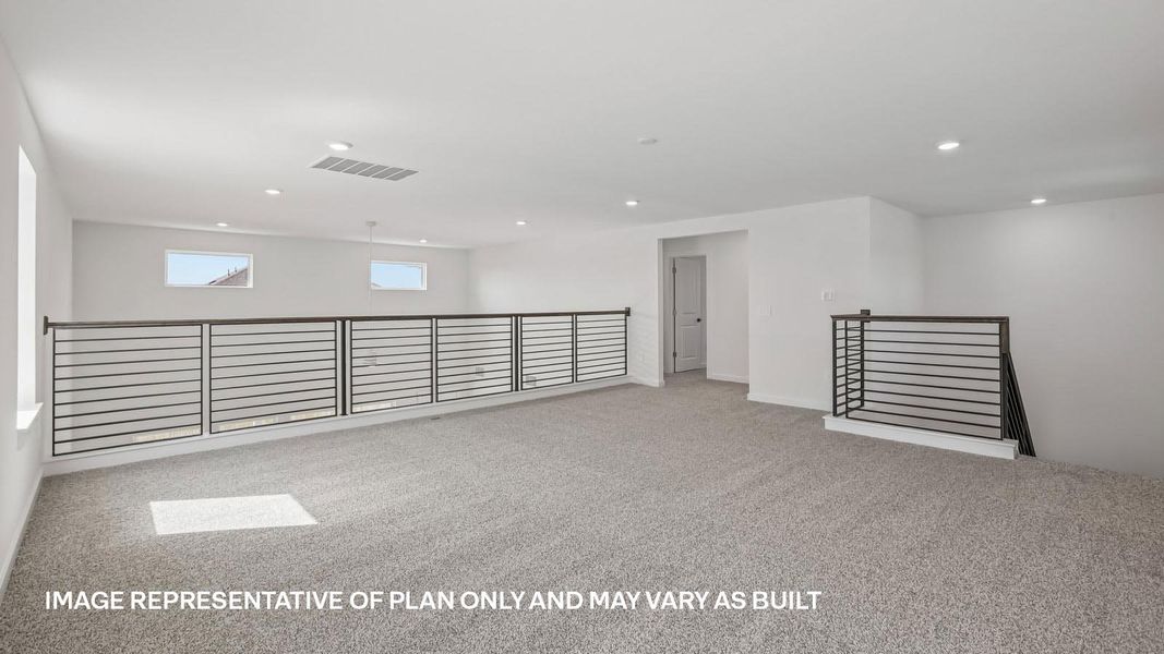 Spacious, unfurnished interior of a new home in Rosenbusch Ranch, Leander (Image 36).