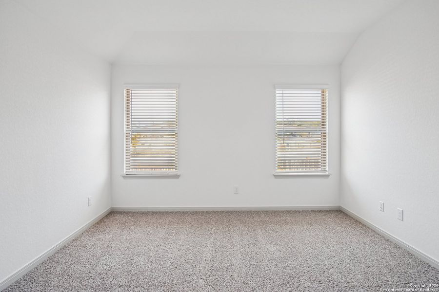 Spacious, unfurnished interior of a new home in , San Antonio (Image 18).
