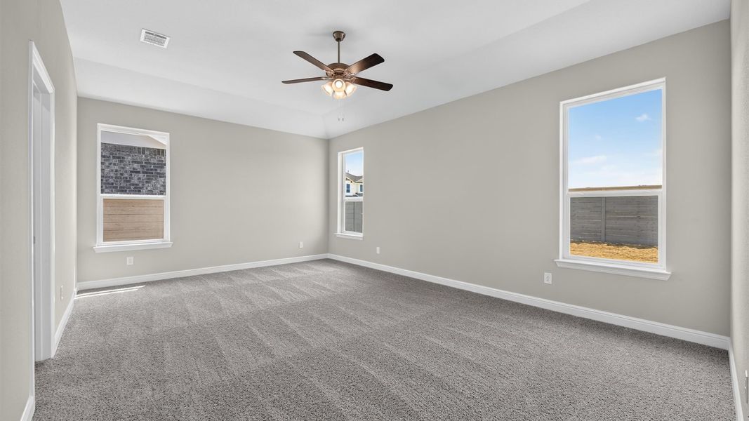 Representative unfurnished interior of a home built from the Desert Willow by D.R. Horton in Treeline, Justin (Image 24).