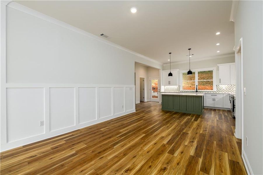 Spacious, unfurnished interior of a new home in , Atlanta (Image 29).