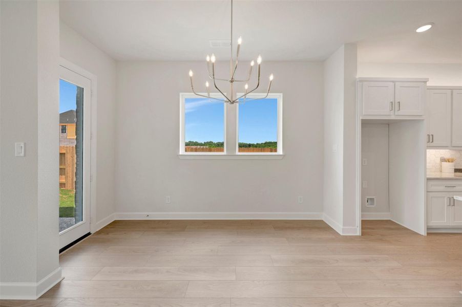 Spacious, unfurnished interior of a new home in Grange - Reserve Collection, Katy (Image 31).