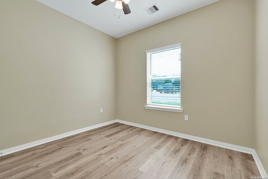 Spacious, unfurnished interior of a new home in , San Antonio (Image 11).