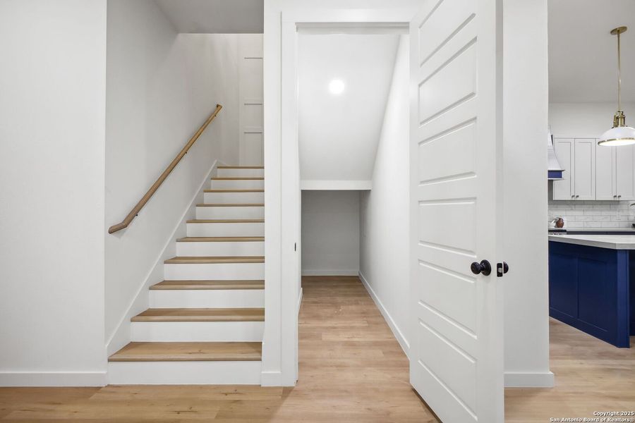 Spacious, unfurnished interior of a new home in , San Antonio (Image 20).