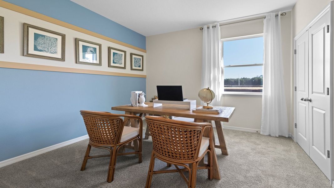 Furnished interior view inside a new home in Archers Mill, Ormond Beach (Image 4).