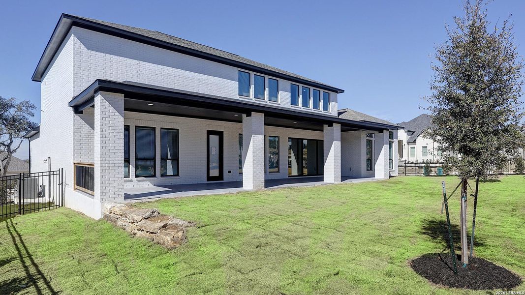Exterior details and patio area of a home in Esperanza, Boerne (Image 3).