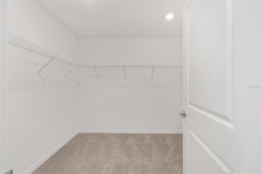 Spacious, unfurnished interior of a new home in Calesa Township, Ocala (Image 51).