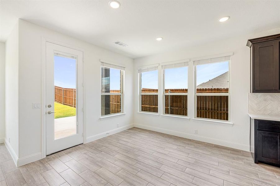 Spacious, unfurnished interior of a new home in Hampton Park, Glenn Heights (Image 19).