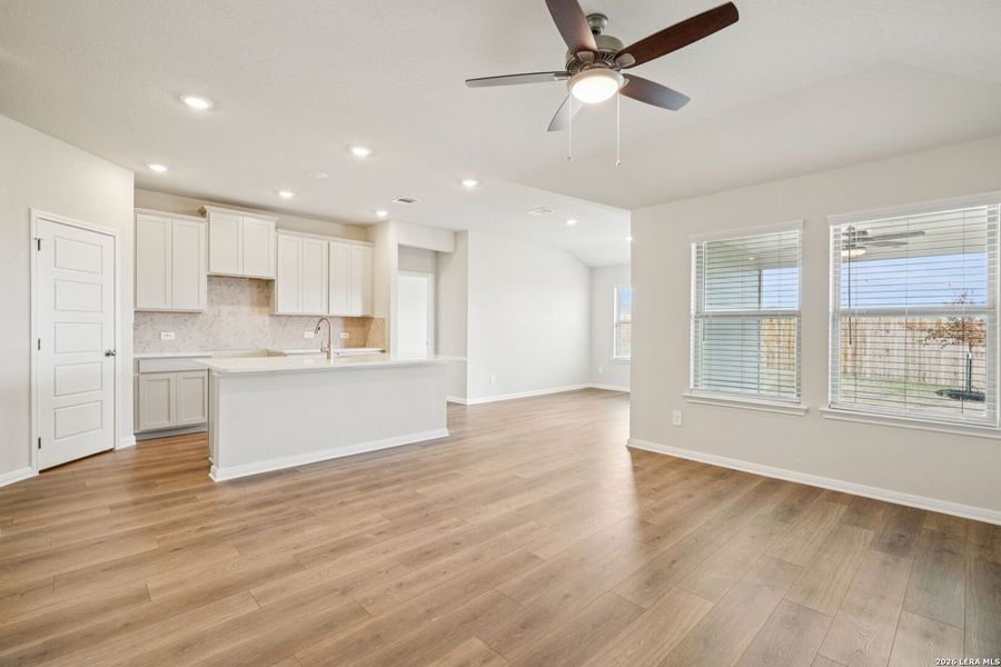 Spacious, unfurnished interior of a new home in Legendary Trails - Premier Series, Cibolo (Image 27).