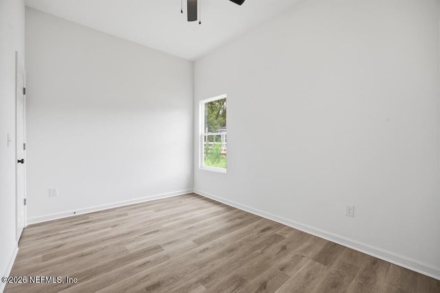 Spacious, unfurnished interior of a new home in , Jacksonville (Image 14).