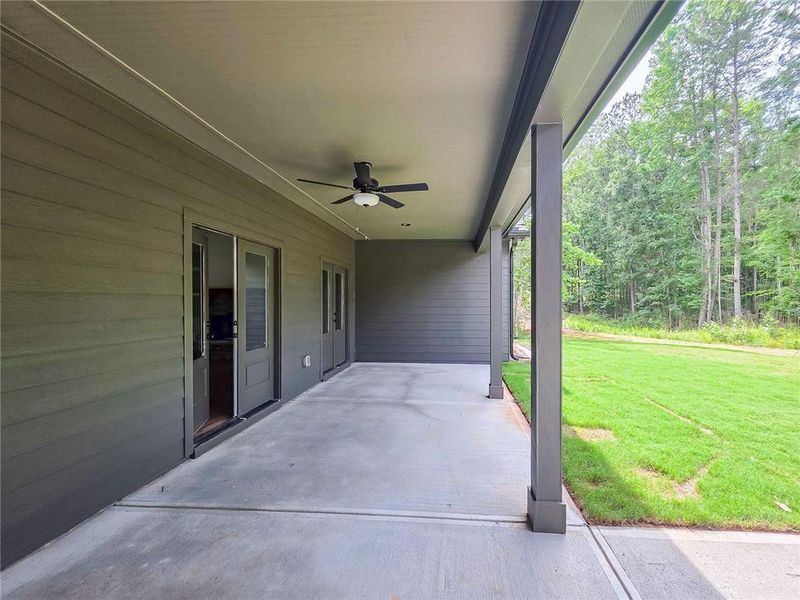 Exterior details and patio area of a home in , Rockmart (Image 4).