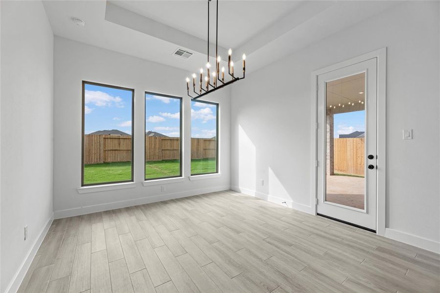 Spacious, unfurnished interior of a new home in Candela, Richmond (Image 19).