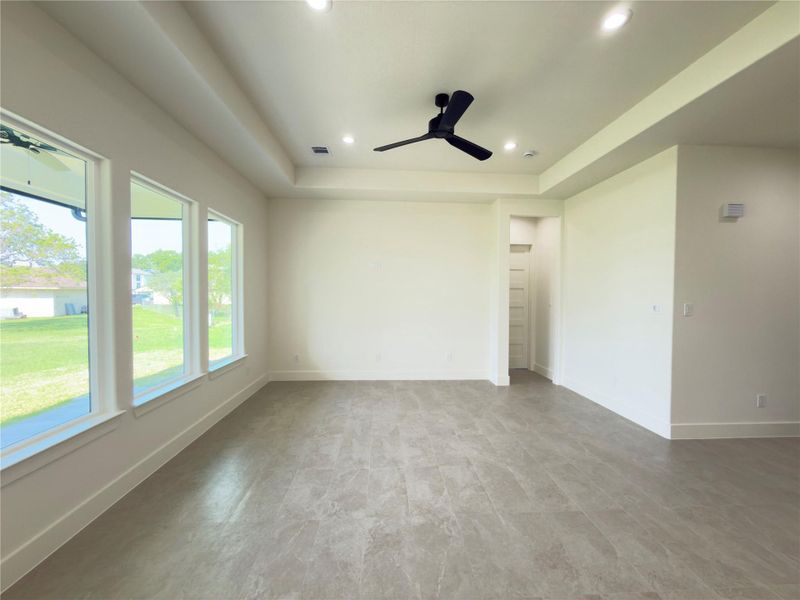 Spacious, unfurnished interior of a new home in , Livingston (Image 22).