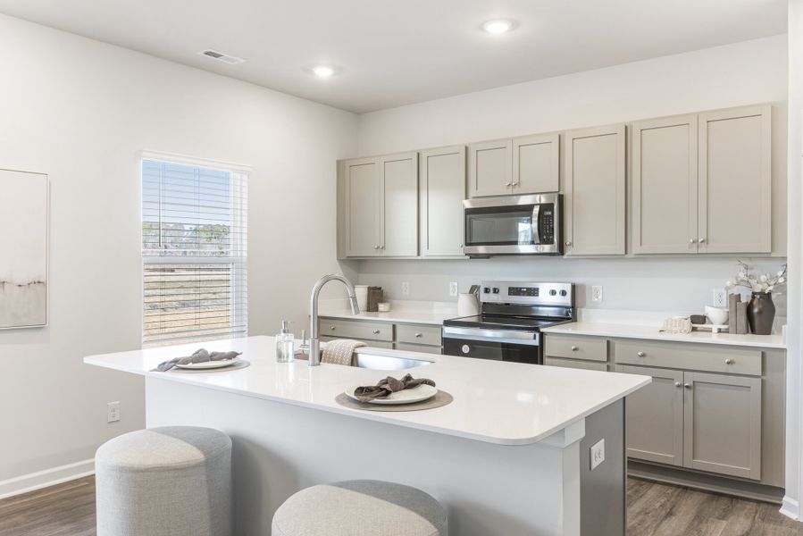 2,433sf New Home in Jacksonville, NC.  - Slide 14