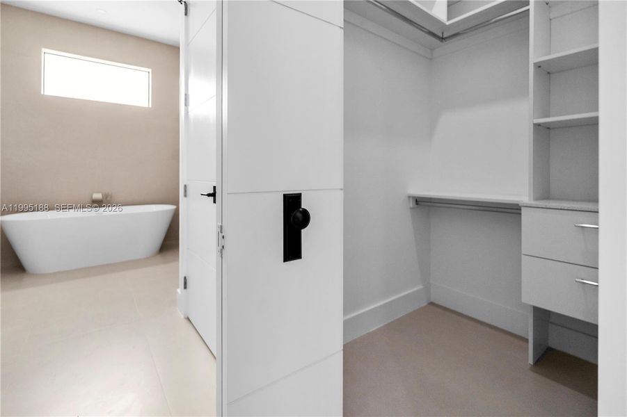 Furnished interior view inside a new home in , Cape Coral (Image 14).