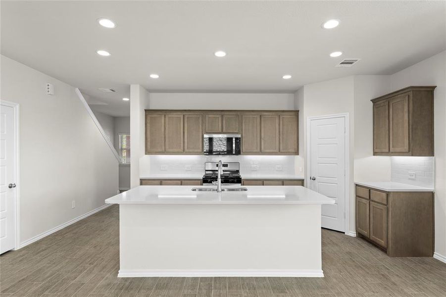 04. 1817 Hazer - Kitchen