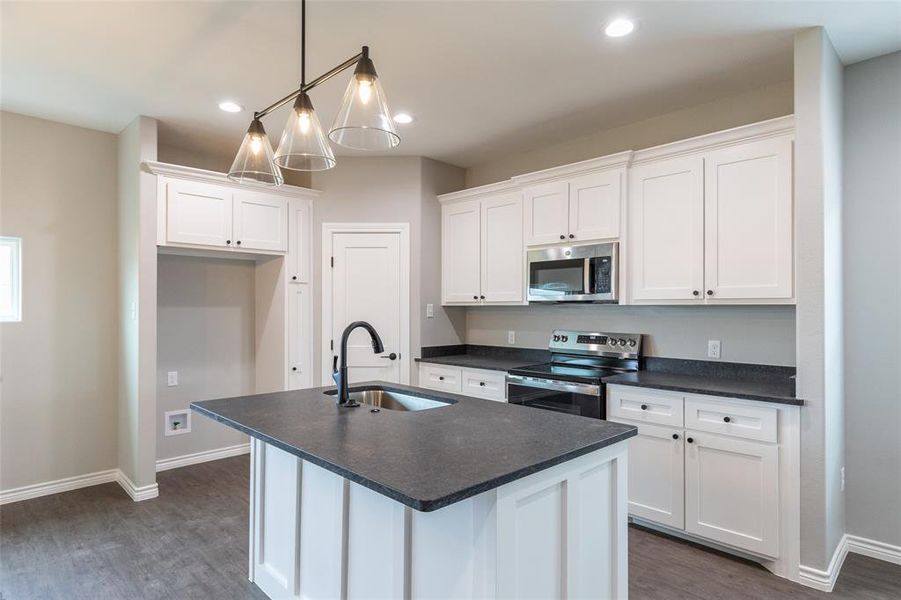 Furnished interior view inside a new home in , Abilene (Image 5).