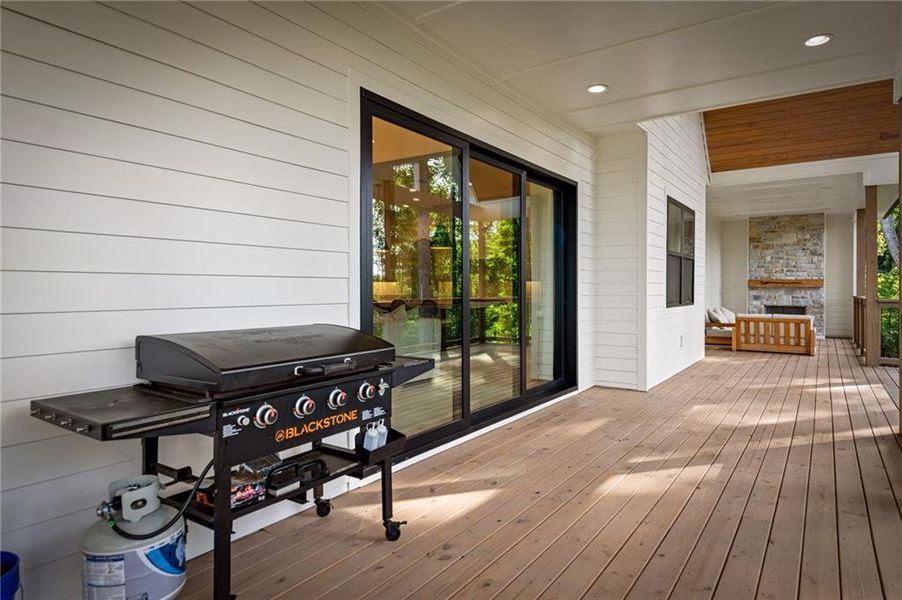 Exterior details and patio area of a home in , Blairsville (Image 43). Exterior details and patio area of a home in , Blairsville (Image 43).