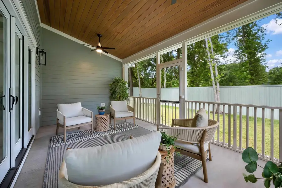 Exterior details and patio area of a home in , Johns Island (Image 4).