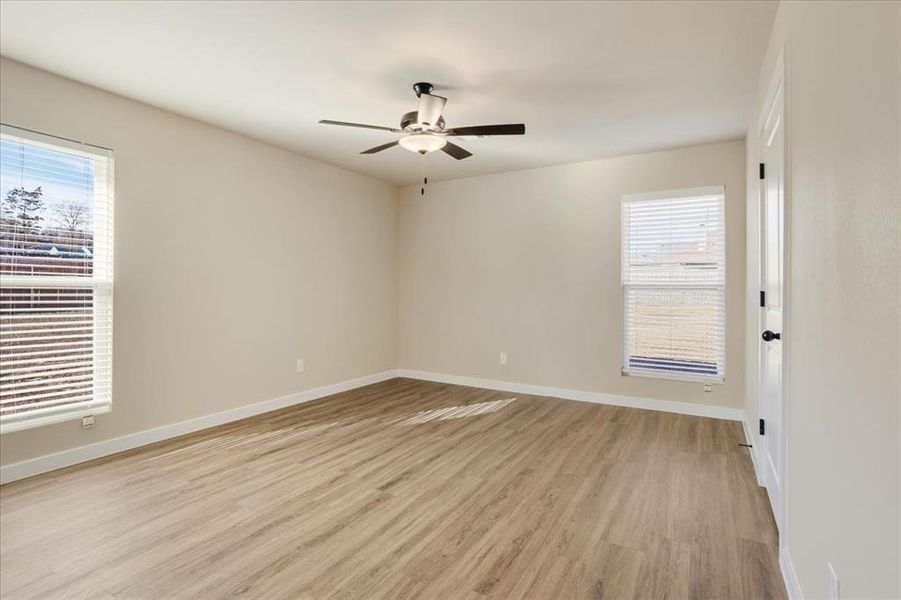 Spacious, unfurnished interior of a new home in Miller Street Cottages, Denison (Image 18).