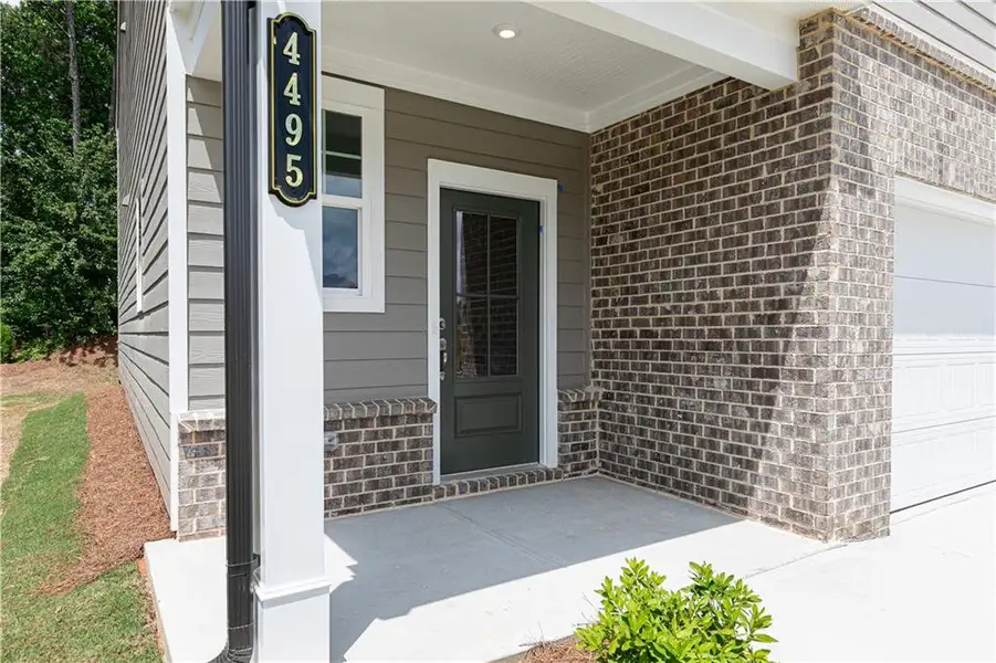 Exterior details and patio area of a home in Kingsley, Acworth (Image 3). Exterior details and patio area of a home in Kingsley, Acworth (Image 3).