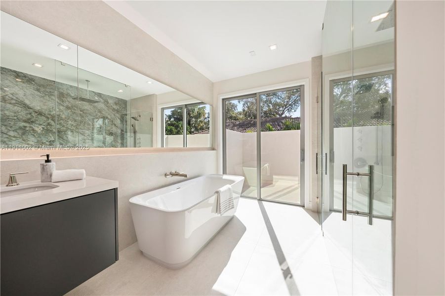 Furnished interior view inside a new home in , Miami (Image 51). Furnished interior view inside a new home in , Miami (Image 51).