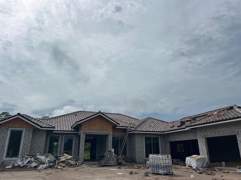 Front exterior of a new home in , St. Cloud, FL, highlighting curb appeal (Image 1). Front exterior of a new home in , St. Cloud, FL, highlighting curb appeal (Image 1).