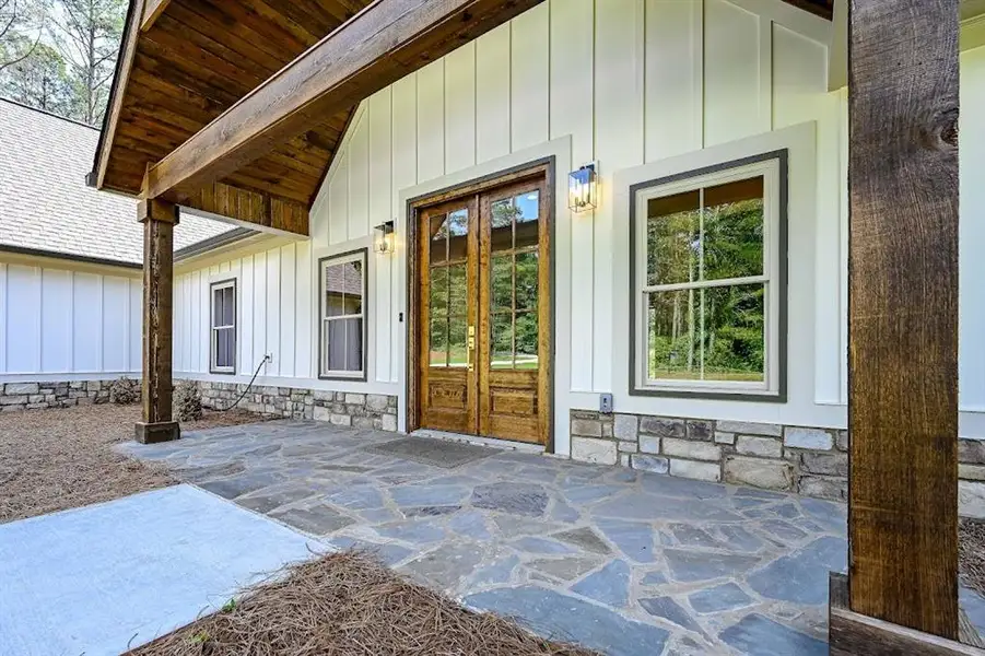 Exterior details and patio area of a home in , Carrollton (Image 3).