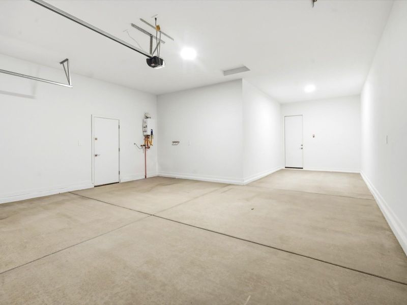 Spacious, unfurnished interior of a new home in Abel Ranch Signature Series, Goodyear (Image 23).