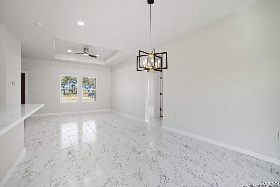 Spacious, unfurnished interior of a new home in , Atascosa (Image 24).