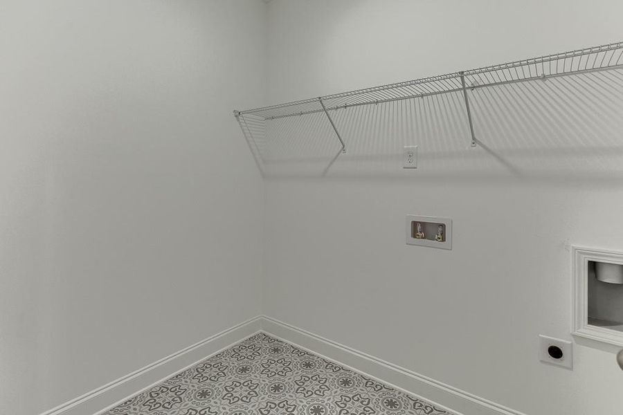 Spacious, unfurnished interior of a new home in , Jefferson (Image 21).