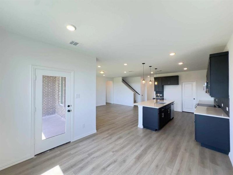 Spacious, unfurnished interior of a new home in Monticello Park, Princeton (Image 22).