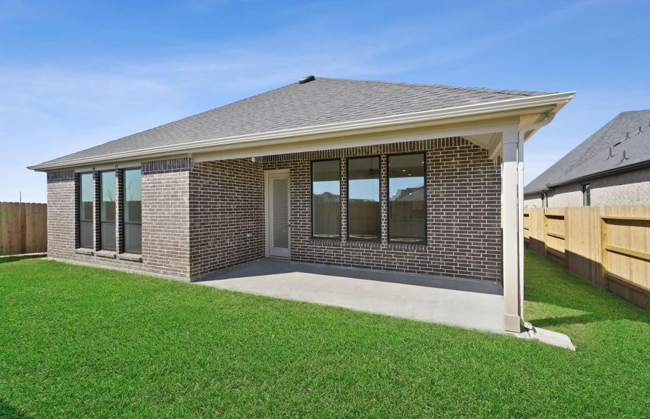Image 6 of a home in Valencia. Image 6 of a home in Valencia.
