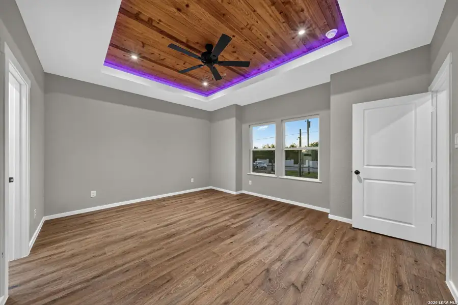 Spacious, unfurnished interior of a new home in , Somerset (Image 18).
