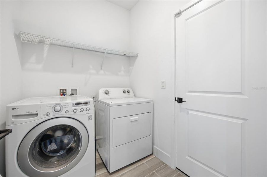 Furnished interior view inside a new home in , Ocala (Image 26).