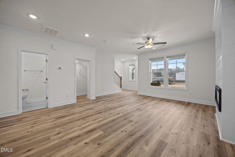 12-web-or-mls-IMG_9803 12-web-or-mls-IMG_9803