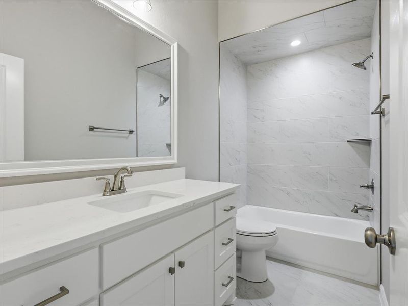 Furnished interior view inside a new home in , Tolar (Image 10).