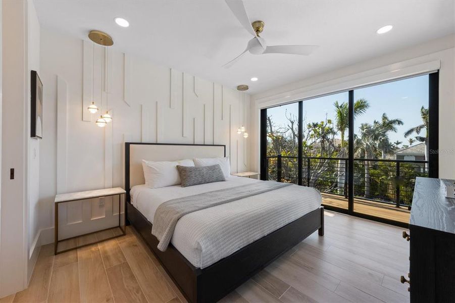 Furnished interior view inside a new home in , Sarasota (Image 57).