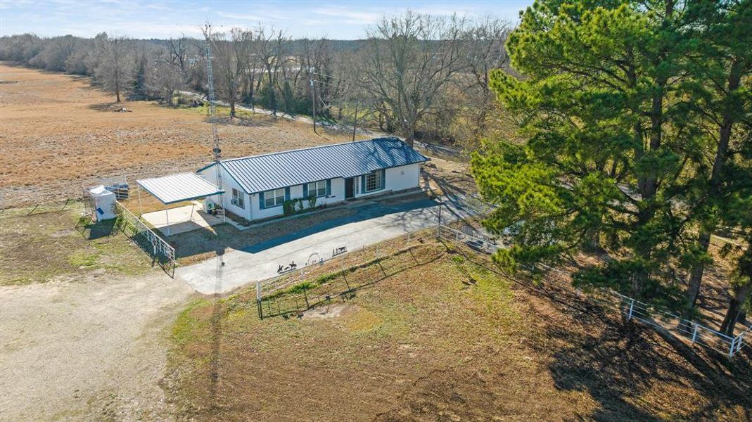 Image 36 of a home in .