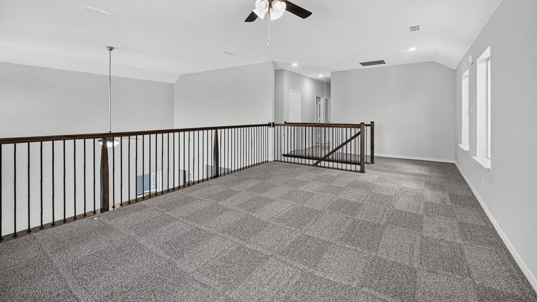 Spacious, unfurnished interior of a new home in Lilybrooke at Legacy Hills, Celina (Image 8).