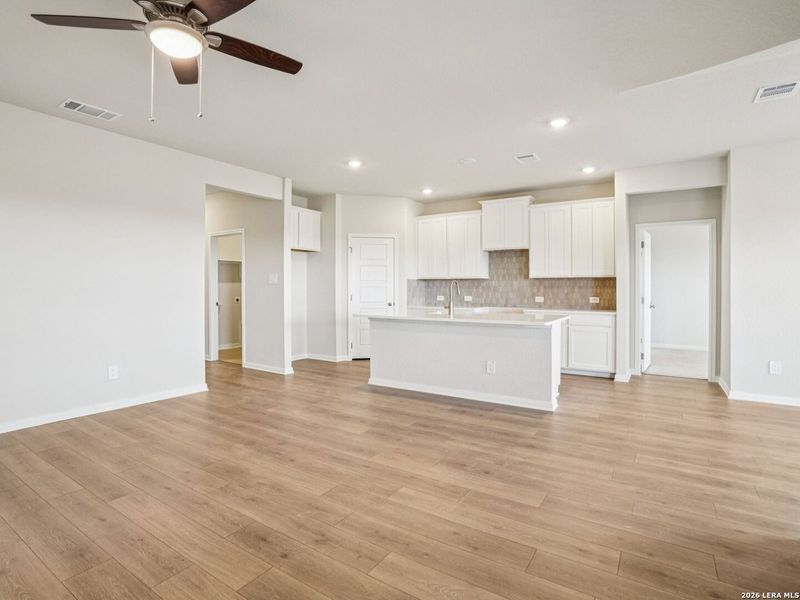 Spacious, unfurnished interior of a new home in Legendary Trails - Premier Series, Cibolo (Image 12).