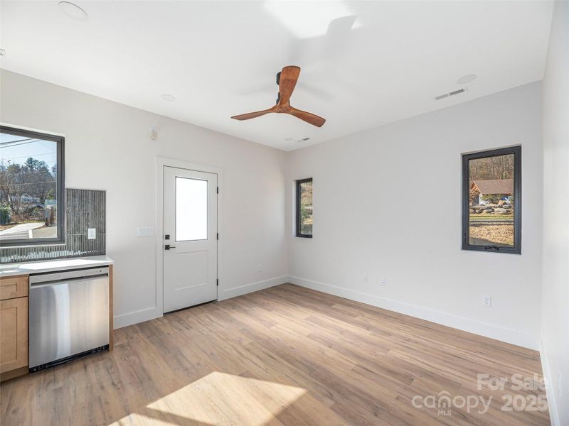Spacious, unfurnished interior of a new home in , Waynesville (Image 8).