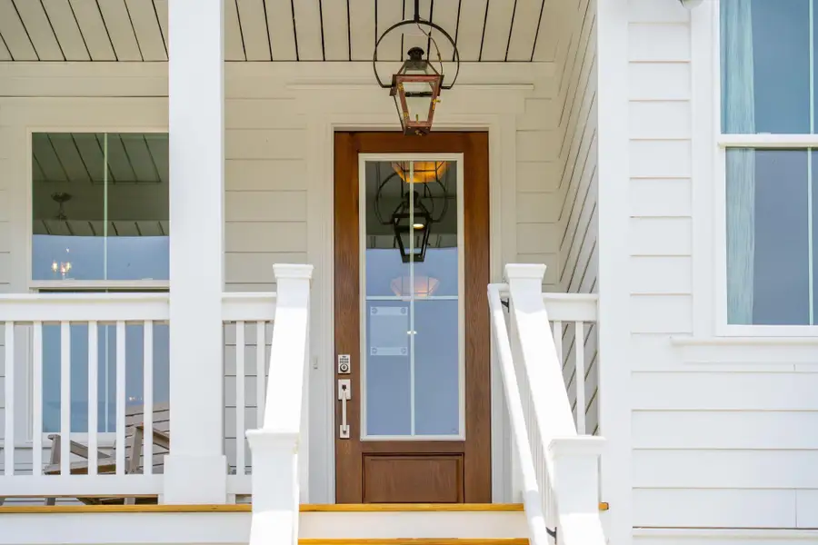 Exterior details and patio area of a home in Miller's Crossing, Johns Island (Image 34).