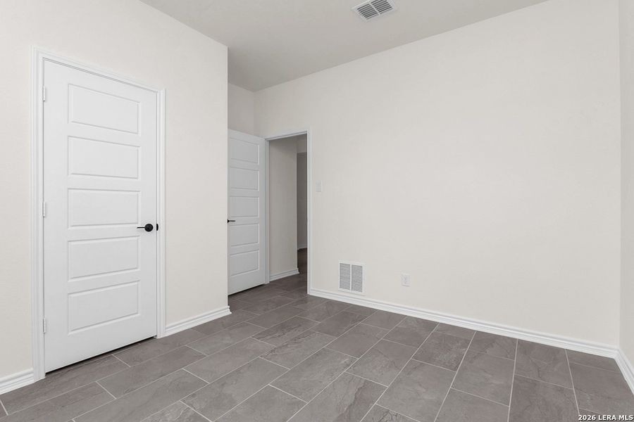 Spacious, unfurnished interior of a new home in Shoreline Park - Classic Collection, Boerne (Image 14).