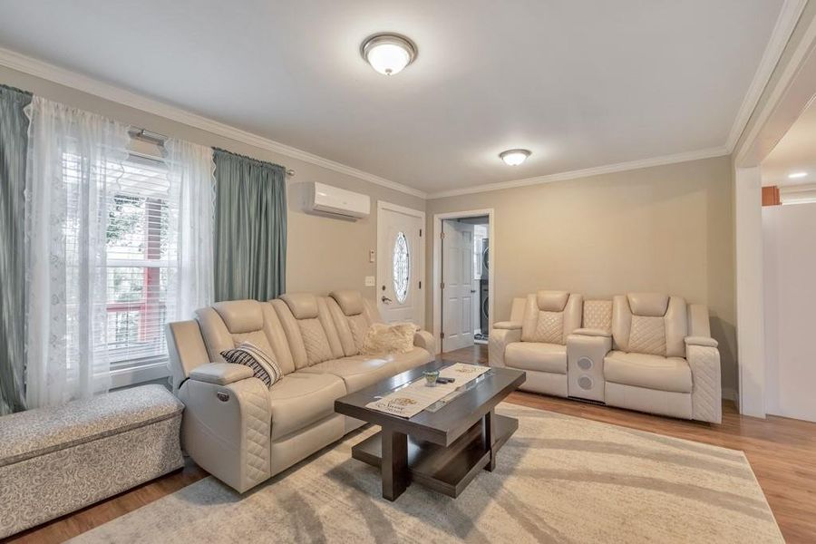 Furnished interior view inside a new home in , Silver Creek (Image 33). Furnished interior view inside a new home in , Silver Creek (Image 33).