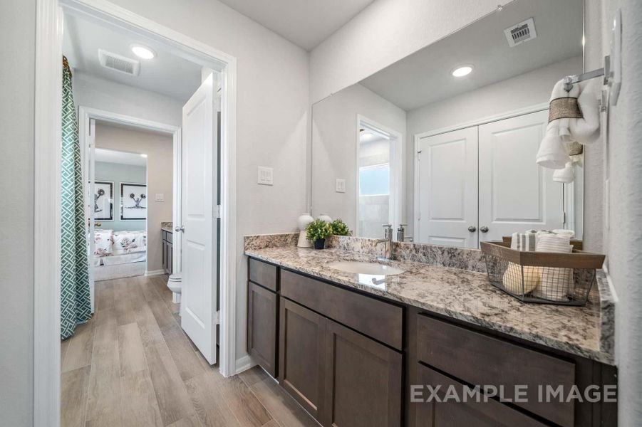 Furnished interior view inside a new home in Sierra Vista, Rosharon (Image 29).