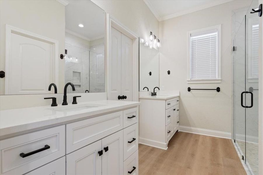 Furnished interior view inside a new home in , Hewitt (Image 9).
