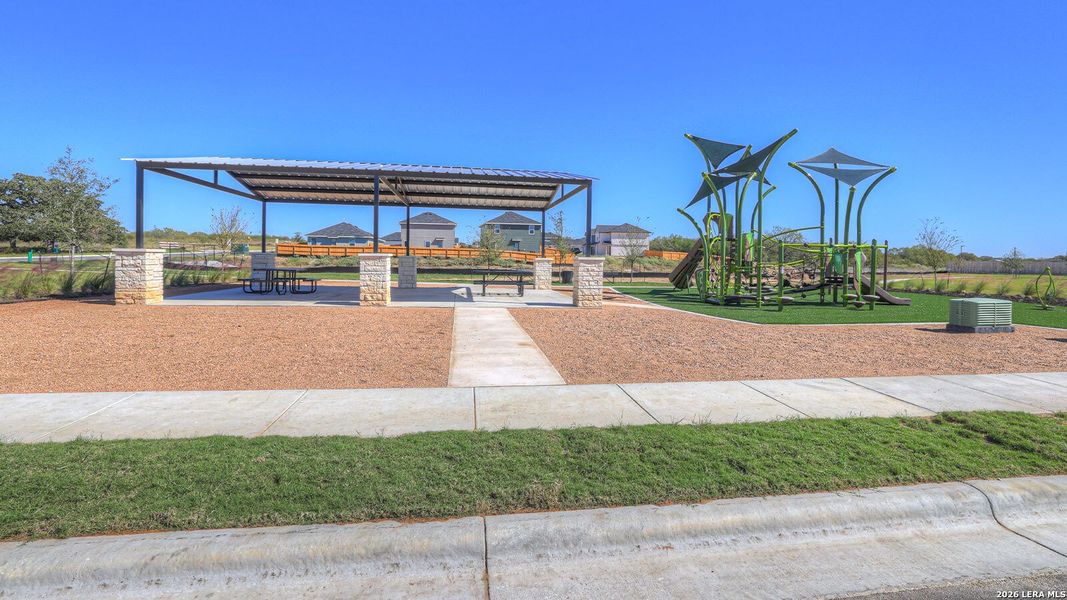 Community amenities in , Luling (Image 12). Community amenities in , Luling (Image 12).
